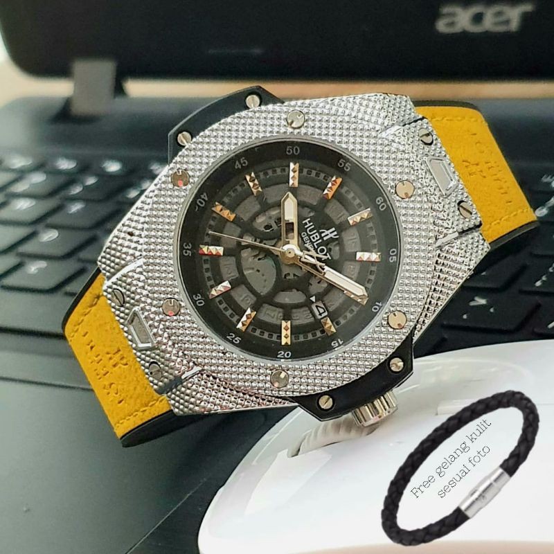 JAM TANGAN COWOK KEREN FREE BOX MODEL KEREN ABISS TALI KULIT KUALITAS BAGUS QUARTZ FREE BOX &