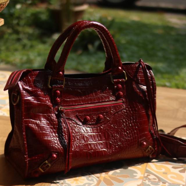 TAS KULIT ASLI BALEN MAROON MARON MERAH ATI CROCO EMBOSSED TALI PANJANG UKURAN MEDIUM
