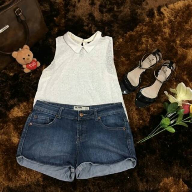 Topshop, Cotton On, Top brokat white & Denim short pants PRELOVED