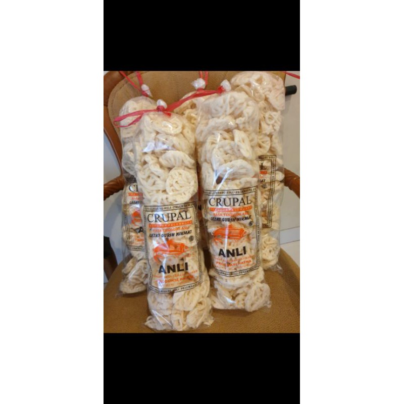

CRUPAL KERUPUK IKAN TENGGIRI