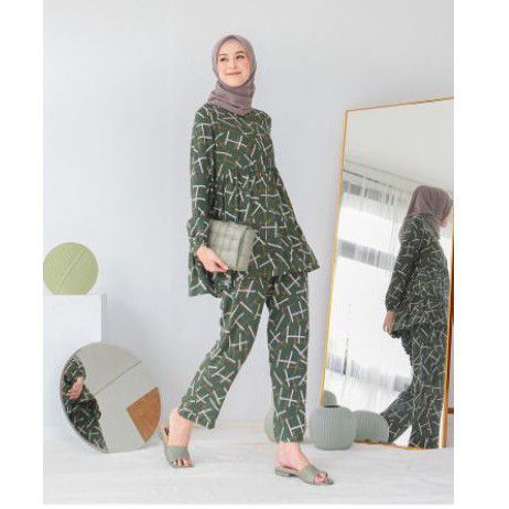 Tokyo Set by Callanda Hijab