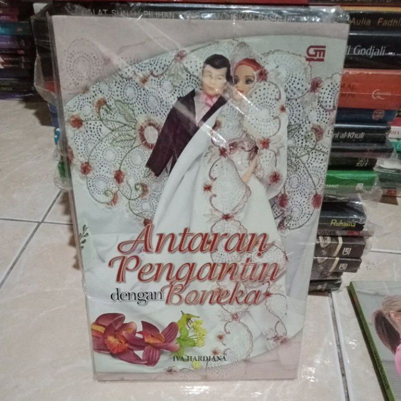 ANTARAN PENGANTIN DENGAN BONEKA