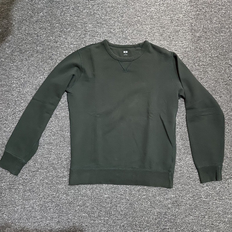 Sweater Crewneck Uniqlo Army Murah