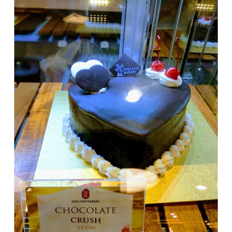 

CHOCOLATE CRUSH 15cm Delivery Gojek & Grab