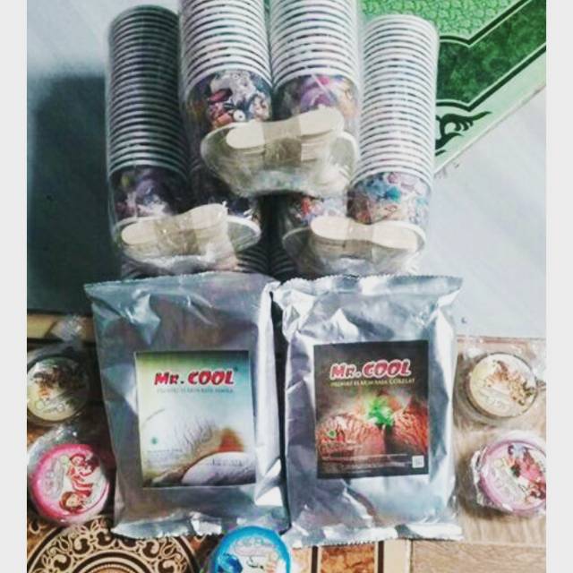 

Paket es krim bubuk es krim 250gr paper cup 50 pcs tutup cup+ sendok