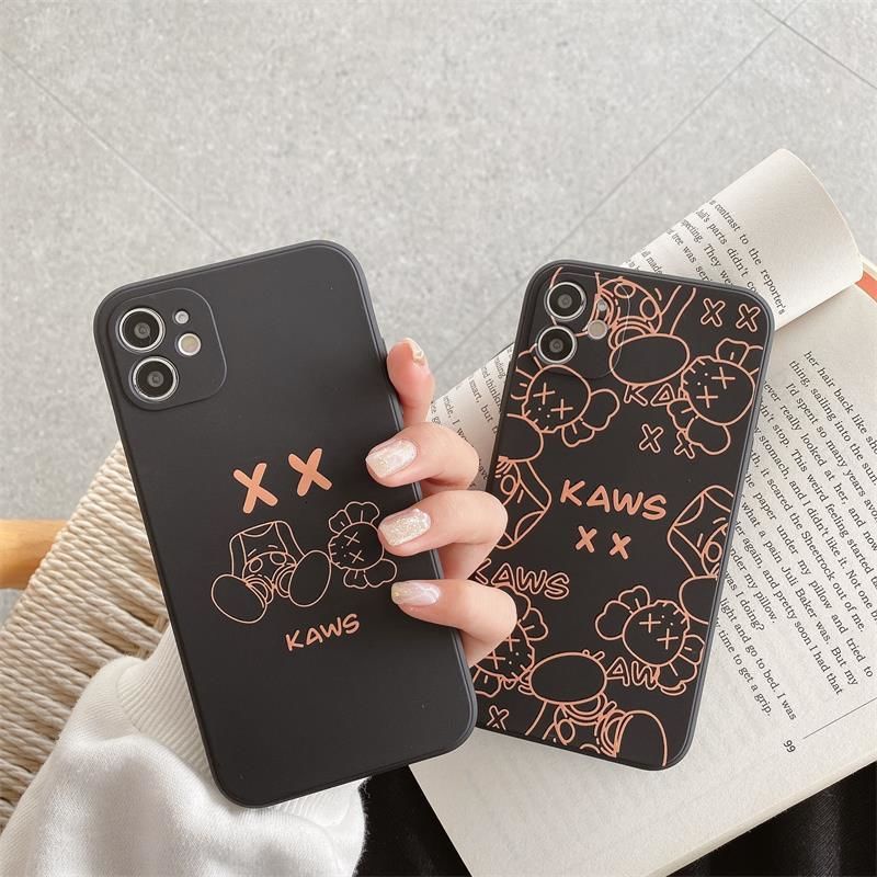 Soft case Silikon Karet Anti Jatuh Motif print Beruang Emas Hitam Untuk iPhone 12promax 7 8Plus SE X XS XR 12 11 11promax