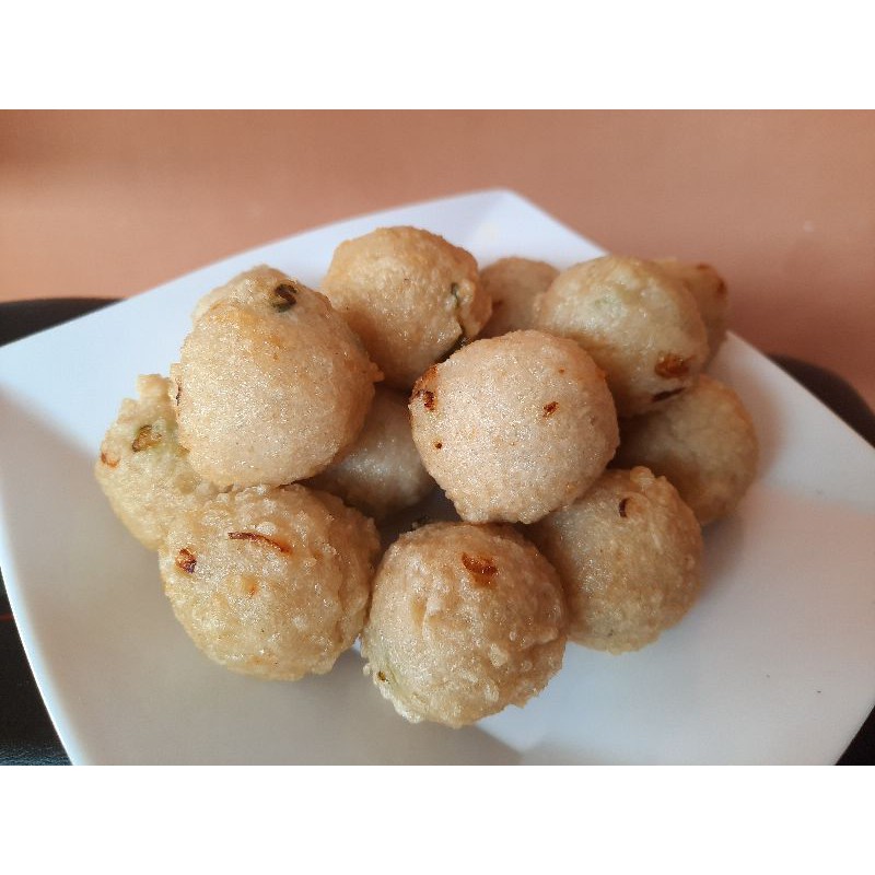 

pempek adaan
