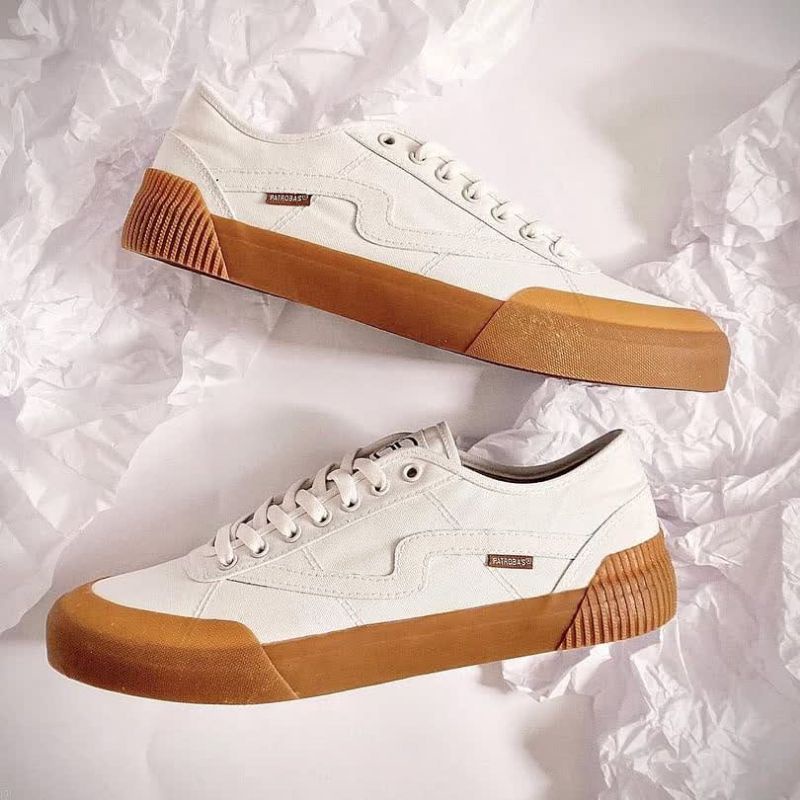 Patrobas Equip Low White Gum