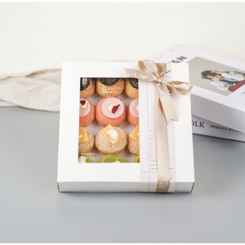 

Choux Box of 16 pcs INSTANT ONLY