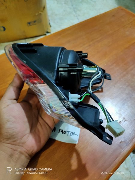 LAMPU STOP REM BELAKANG SUZUKI SATRIA FU 150 KOMPLIT