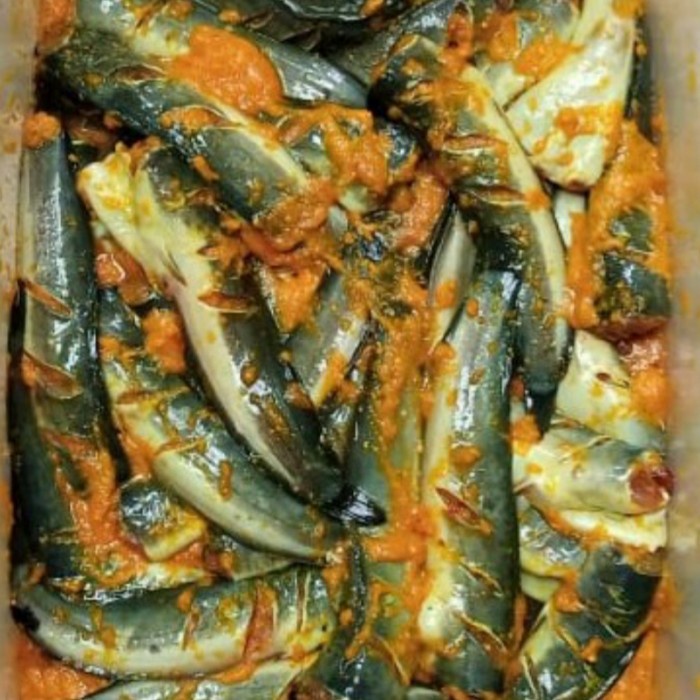 

Ikan Lele Bumbu Kuning Siap Goreng