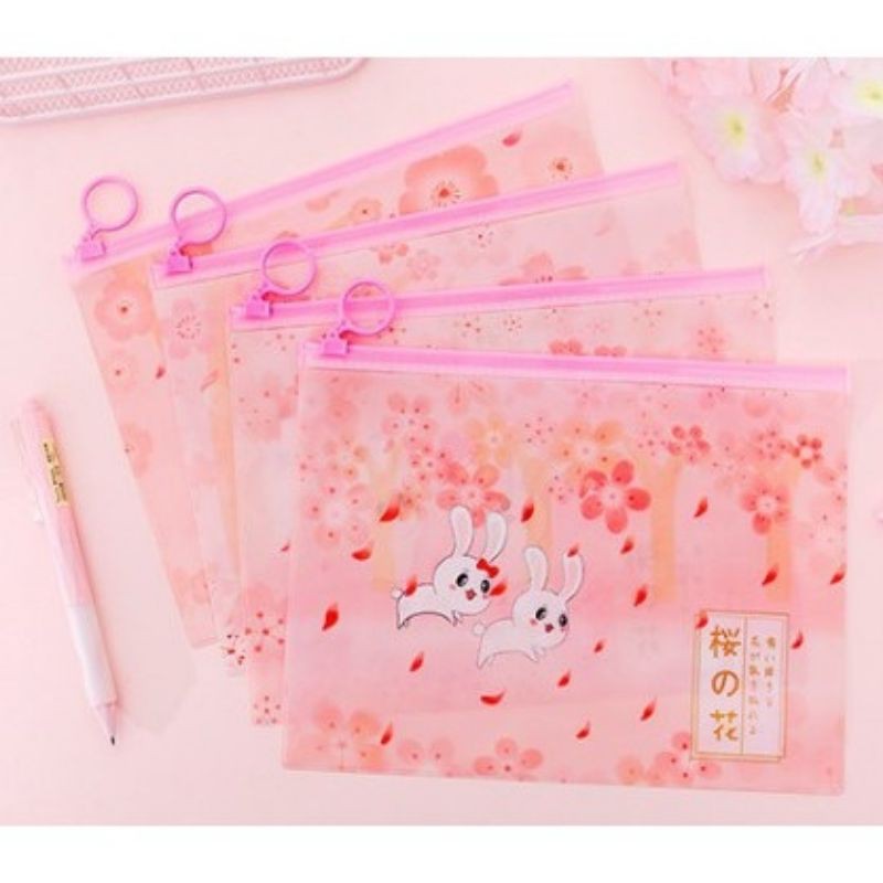 

ZIPPER BAG MAP FILE GAMBAR KELINCI LUCU RABBIT SAKURA / TEMPAT PENSIL KELINCI SAKURA