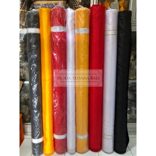 Kain Satin Oscar Motif Wajik Bali Beragam Warna