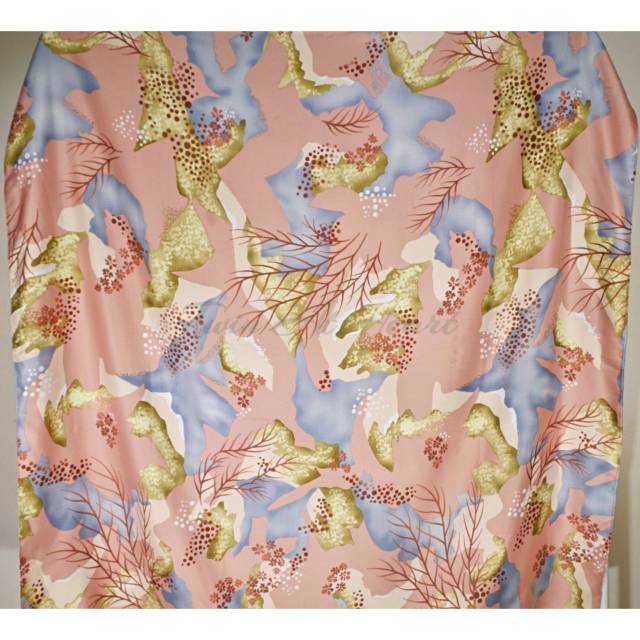 Hijab/Kerudung Segi Empat Maxmara Silk Motif