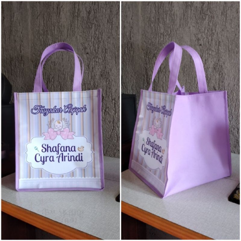 

Tas souvenir uk 22x22x25 muat kotak nasi