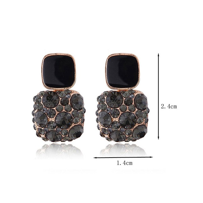 LRC Anting Tusuk Fashion Black 925 Silver Rubik's Earrings A58170
