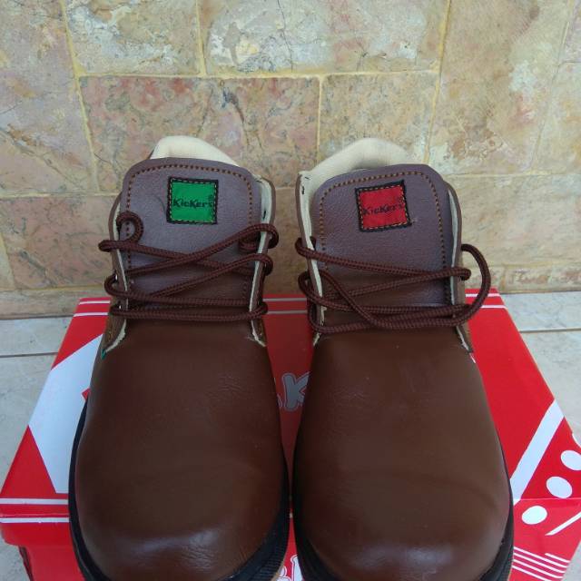 Sepatu Safety Kickers