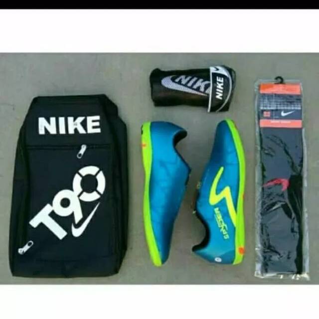 sepatu futsal specs bonus kaos kaki, tas, deker /sepatu futsal murah