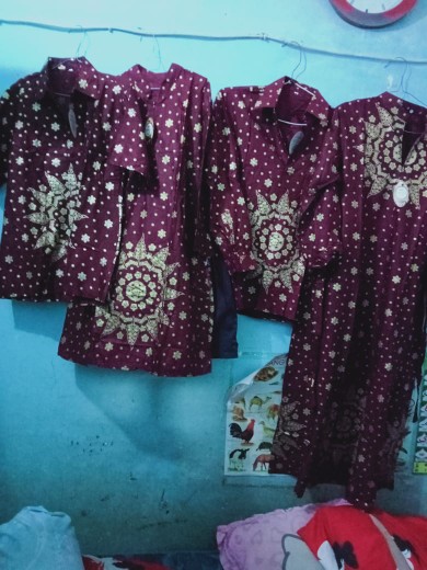 Batik Couple Keluarga Sania Ruffle Ori Ndoro Jowi Dnt Motif Madu Termurah Di Shopee