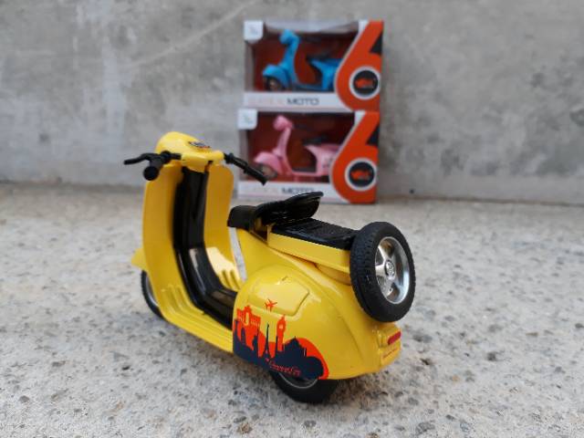 DIECAST MOTOR VESPA CLASSIC MINIATUR SCOOTER DIE CAST SKUTER ANTIK