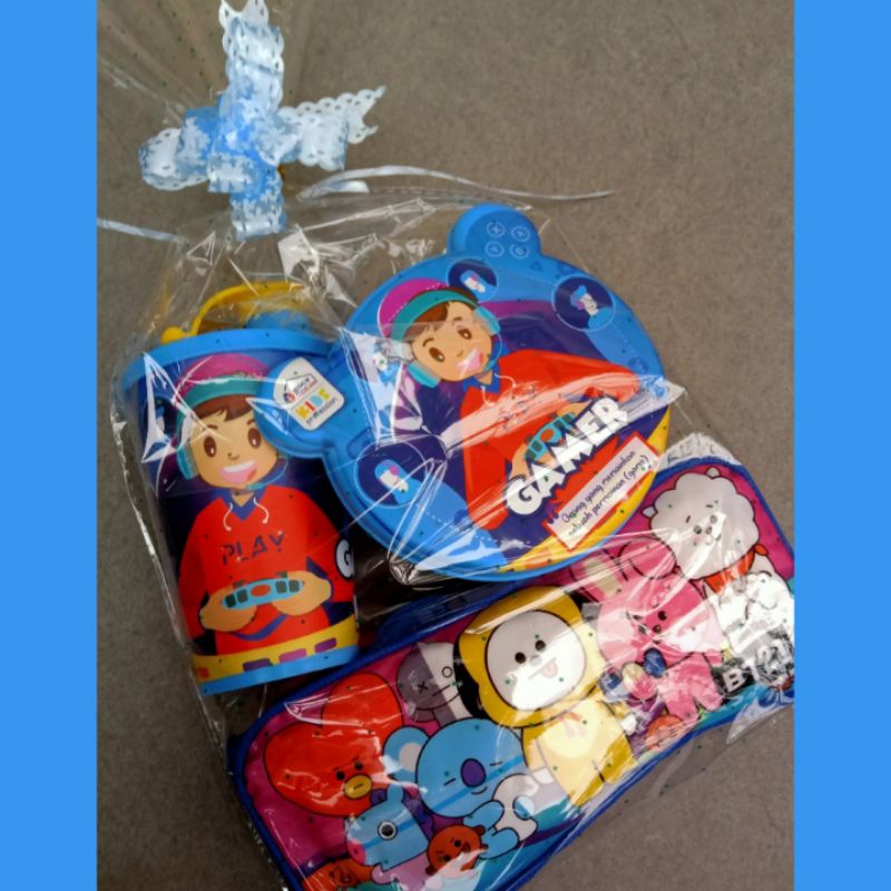 

ISI 6 SET SOUVENIR ULANG TAHUN ANAK / HADIAH ULANG TAHUN ANAK / HAMPERS ULANG TAHUN / SET TEMPAT MAKAN ANAK