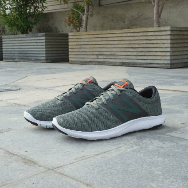 new balance koze v1