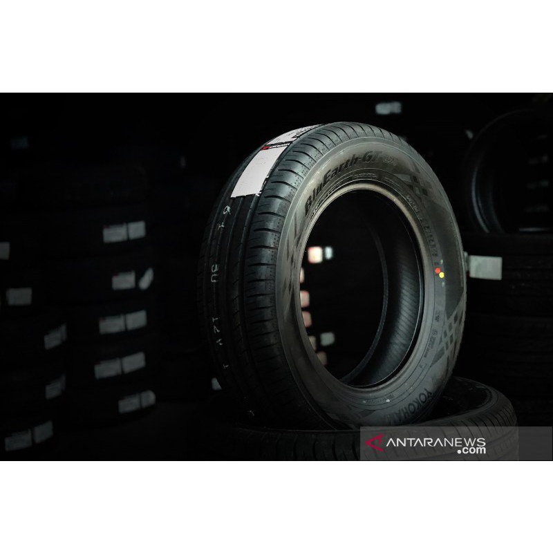 Ban mobil murah import ring 15 merk YOKOHAMA blueart -ES32 ukuran 175/55 R15 bukan achilles
