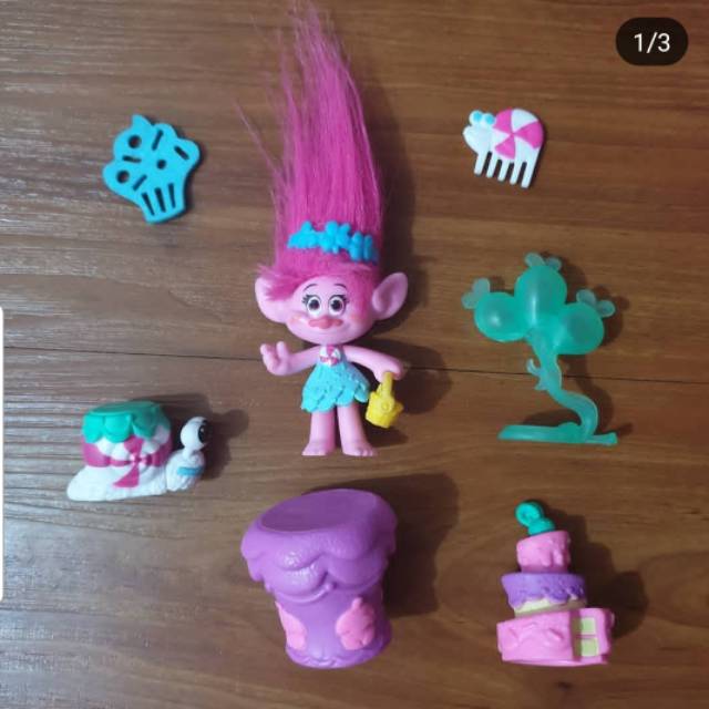 Preloved trolls mini party
