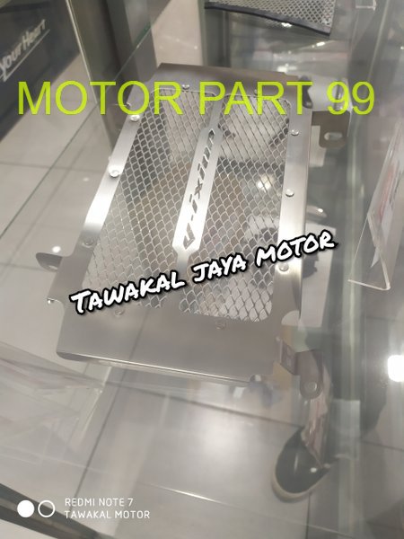 COVER RADIATOR YAMAHA VIXION NVA ORIGINAL AKSESORIS YAMAHA