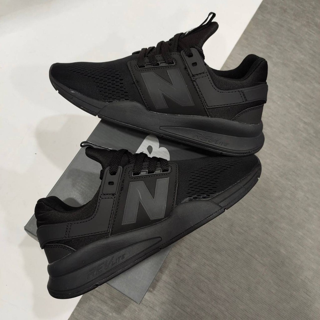 new balance revlite black