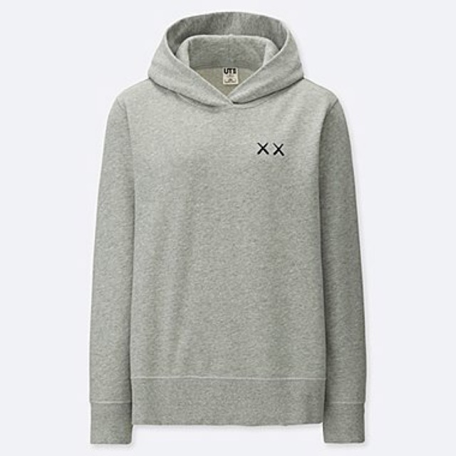 Sweater Uniqlo KAWS x Sesame Street