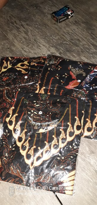 Batik Couple Keluarga Sania Ruffle Ori Ndoro Kupu Coklat Dan Kupu Kuning