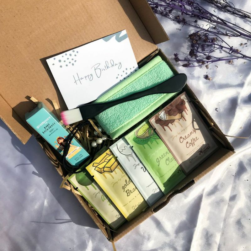 

[BS2314]KADO MASKER CEWEK/HAMPERS CEWEK/KADO CEWEK/KADO PACAR/KADO ULANG TAHUN/HADIAH ULANG TAHUN