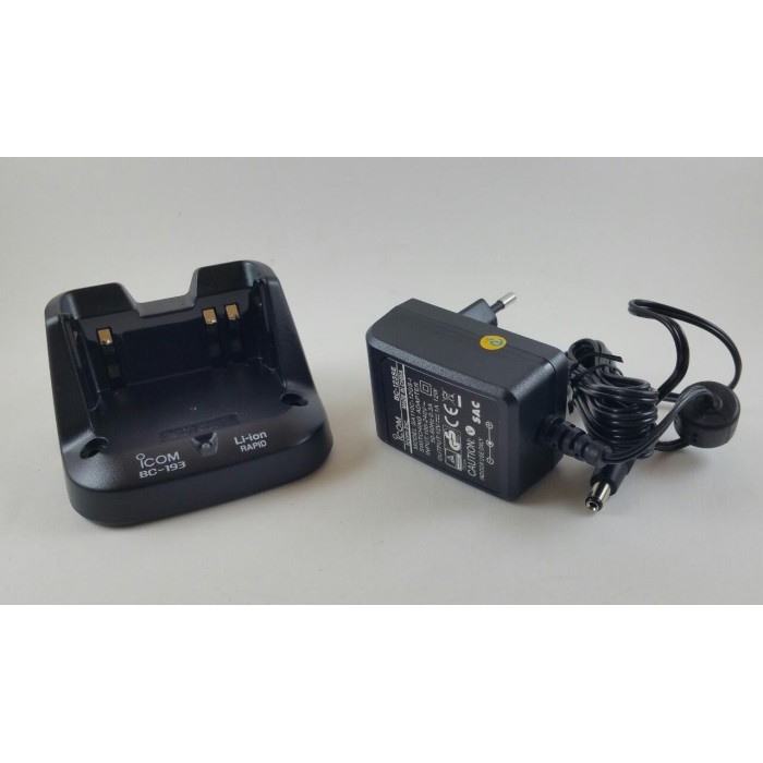 Cas Charger Handy Talky Icom V80 / Charger ICOM IC-V80 BC-193 Lithium