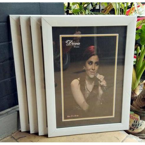 frame foto 11r / a4 putih minimalis