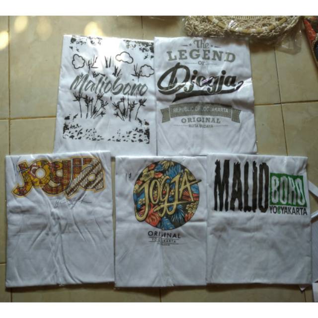 KAOS JOGJA KAOS DISTRO KAOS MALIOBORO YK KHUSUS PUTIH UKURAN M dan XL KAOS JOGJAKARTA KAOS MALIOBORO