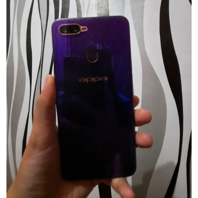 Hp Oppo F9 Ungu Second