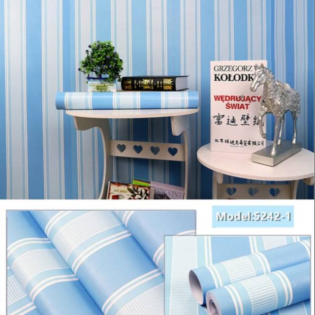 WALLPAPER DINDING MOTIF SALUR BIRU GARIS 10m x 45cm