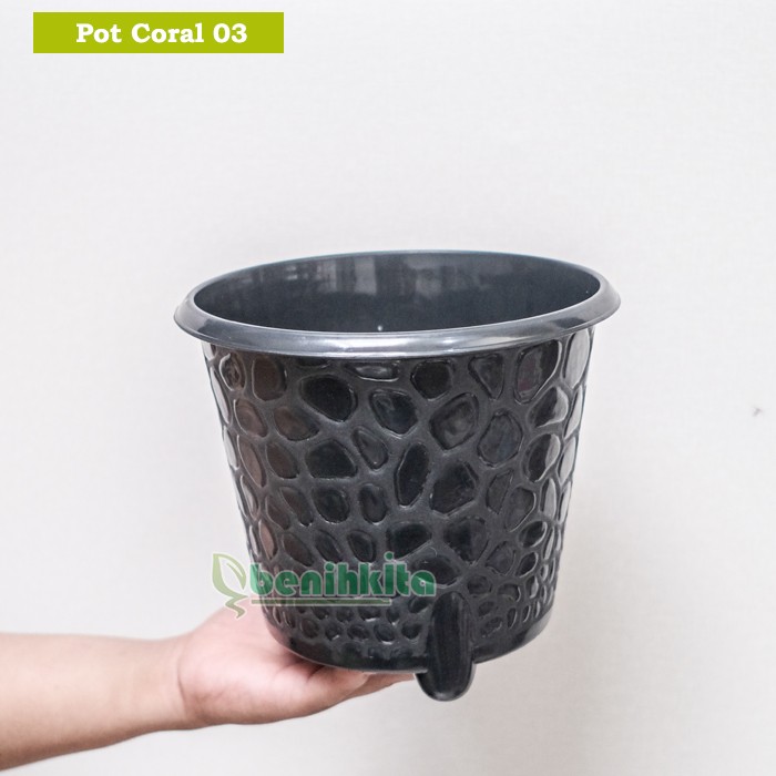 Pot Tanaman-Bunga Coral 20cm 03 Hitam (BJP)