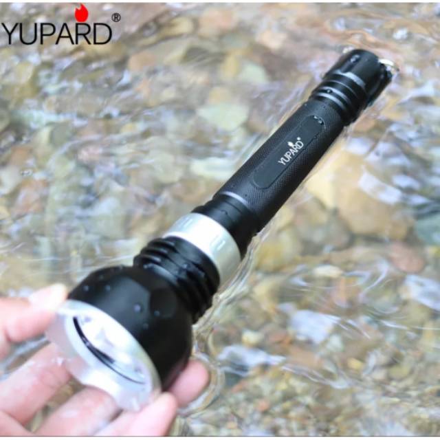 Yupard Underwater Menyelam Penyelam Senter XM-L2 LED T6 Lampu Lampu Tahan Air