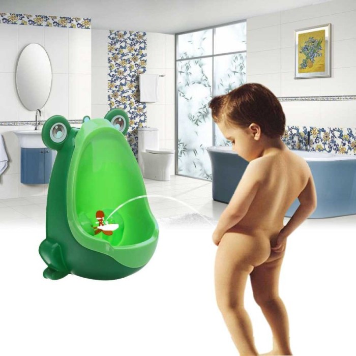 FIT Travel Potty / Portabel Potty /Pispot anak portable model Botol