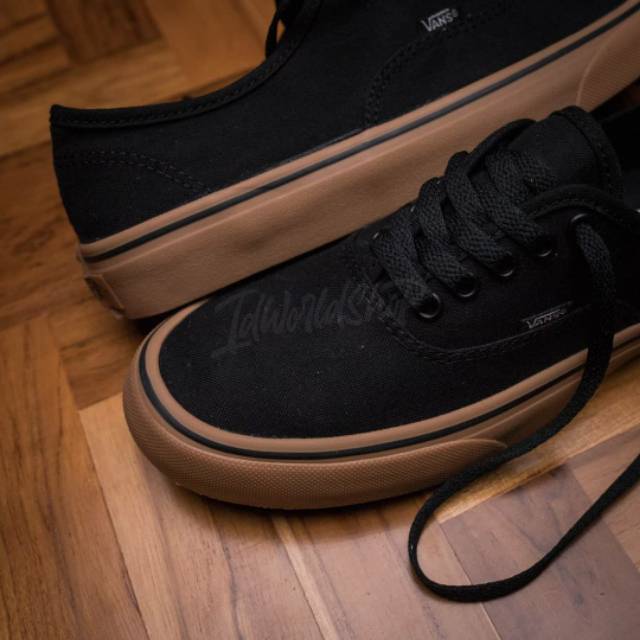 SEPATU VANS AUTHENTIC FULL BLACK HITAM POLOS WHITE PUTIH OLDSKOOL ERA SK8 PREMIUM BNIB ICC IFC DT