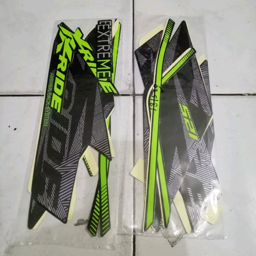 Stiker striping sticker lis yamaha New x ride 125  2018 body abu hijau