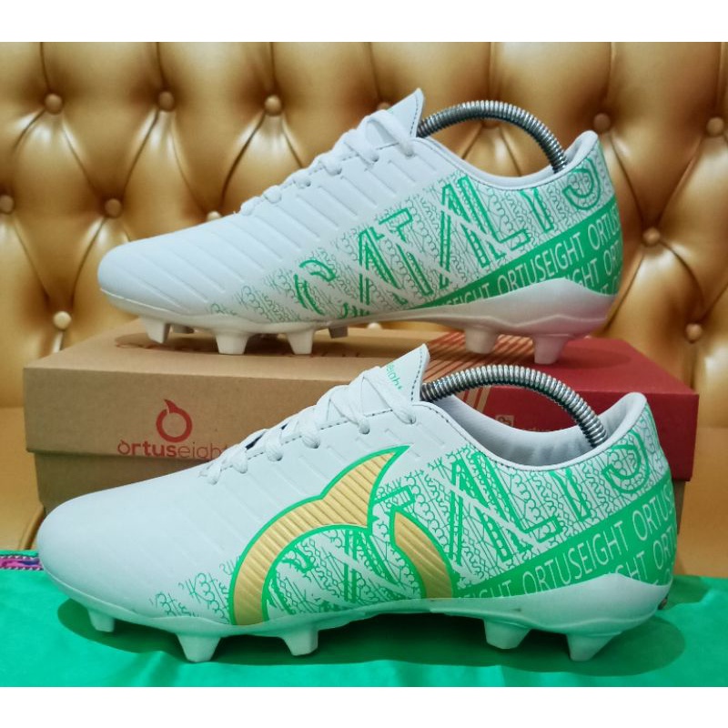 SEPATU BOLA ORTUS BBS JOGOSALA MURAH-Putih Lis hiaju