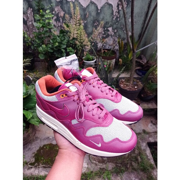 airmax1 x patta rush maroon