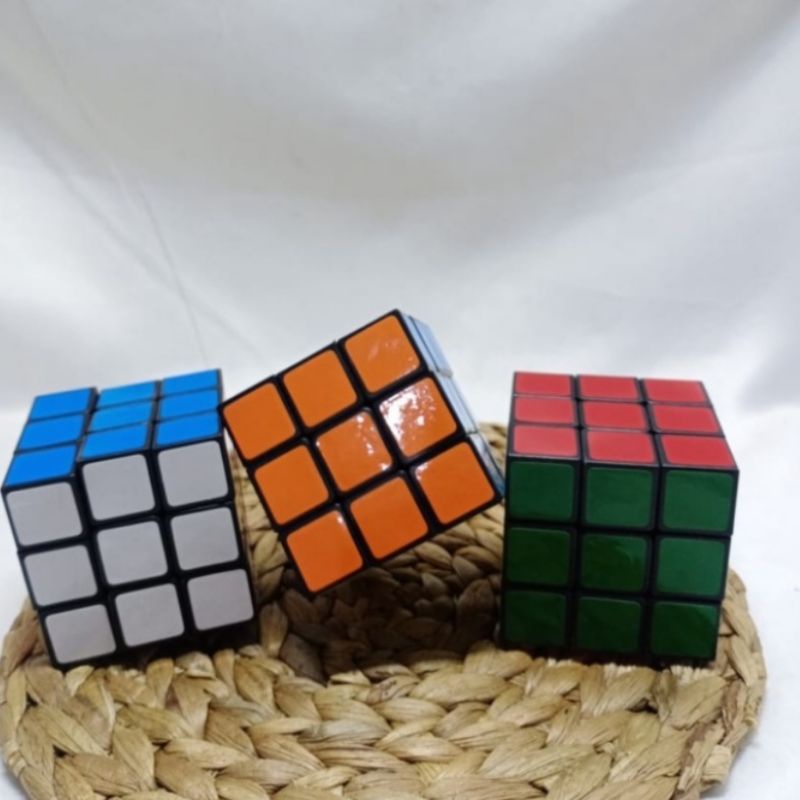 Rubik 3x3 Mainan Edukasi Isi 1 Pcs