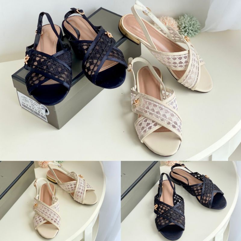 Pedro Flat Sandal S01637