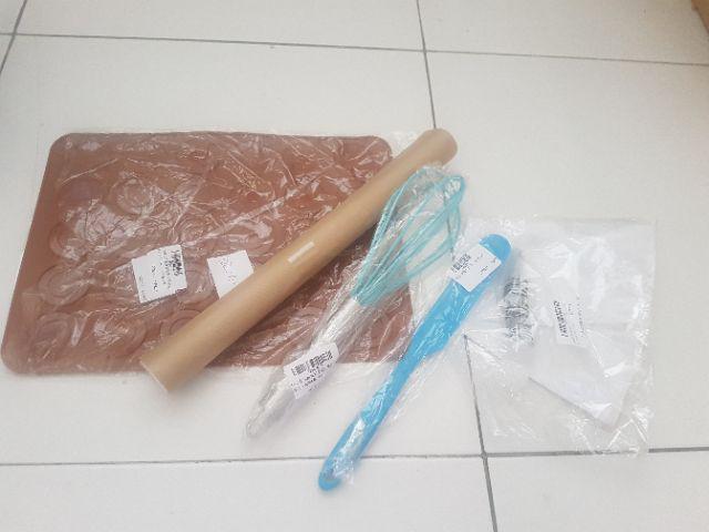 Fe❤30-cavity Macaron Silicone Mat - Alas Loyang Macaron - Macaroon Baking Mat - Cetakan Alas Baking