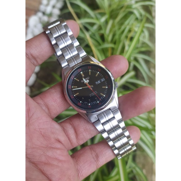seiko 5 cal 7s26 black military