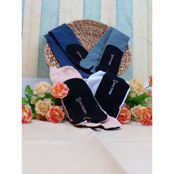Kaos Kaki Jempol Tapak Hitam Polos